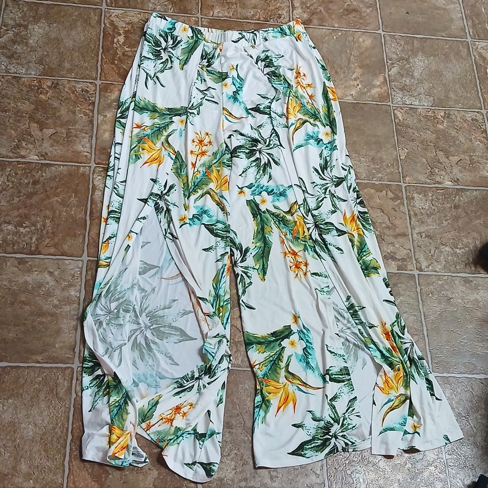 Fashion to Figure Tropical Floral Maxi Skirt tropical green White YEllow size 1